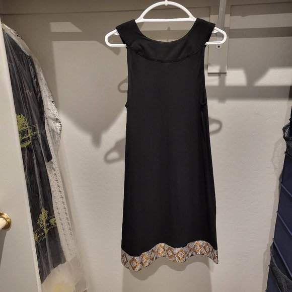 Dress - Picture 5 of 6